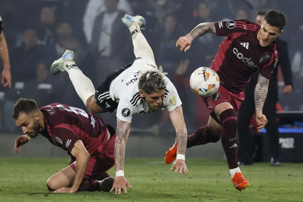 Palacios contra River en Copa Libertadores