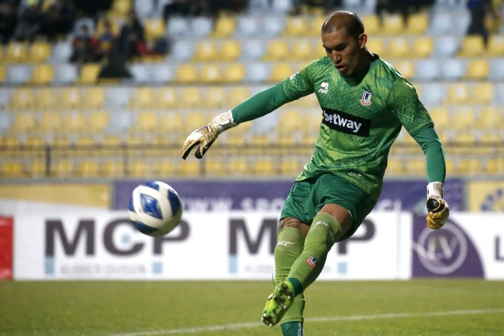Ignacio Arce en 2022 jugando por La Calera. Imagen: Photosport.