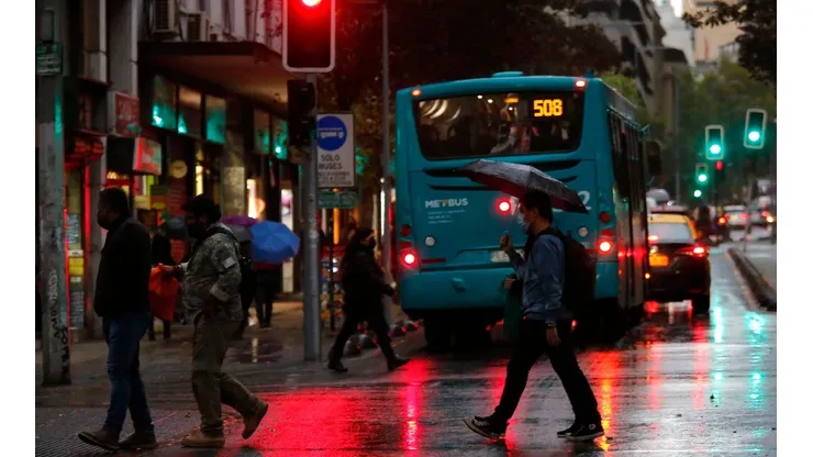 Lluvia en Santiago (imagen referencial)