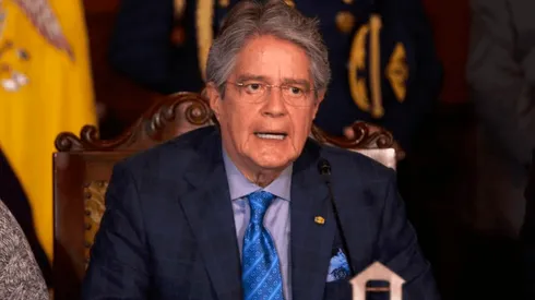 Presidente de Ecuador disuelve Parlamento
