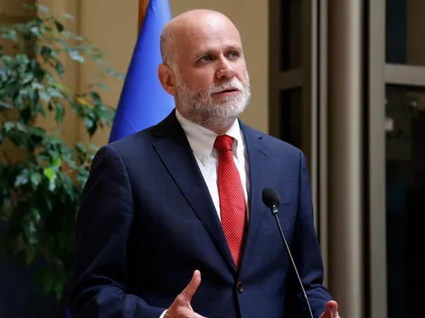 Gobierno le responde a Isapres por críticas contra ley corta