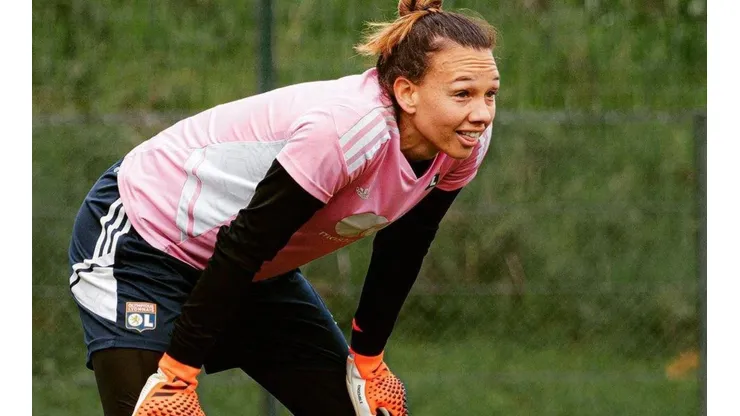 Tiane Endler es la deportista del año para el Copihue de Oro