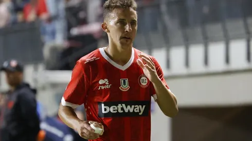 Buonanotte insultado por los hinchas de Unión Española.