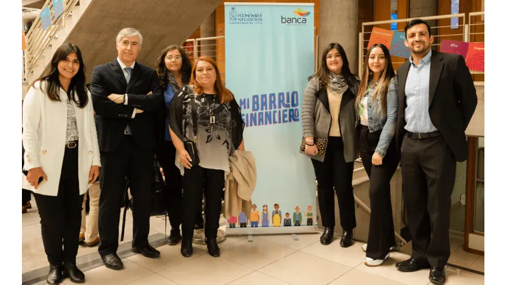 Lanzamiento del curso 'Manos a la Obra'