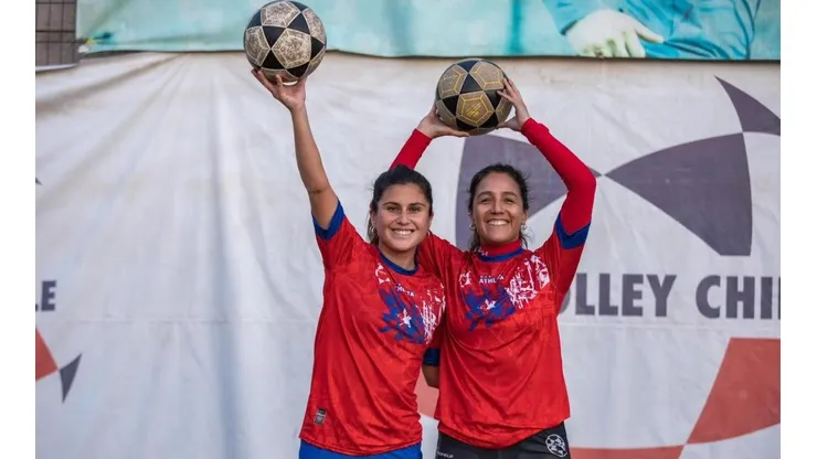 La dupla que la rompe en footvolley y representará a Chile en Brasil