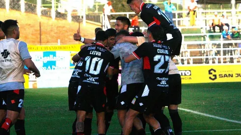 Curicó le ganó una final a Magallanes en el fondo de la tabla