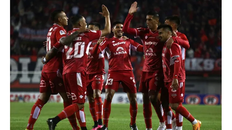 Ñublense consigue su tercera victoria consecutiva.
