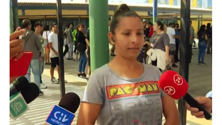 ¿Puede votar? Ex candidata del PDG Karla Añes llega a sufragar