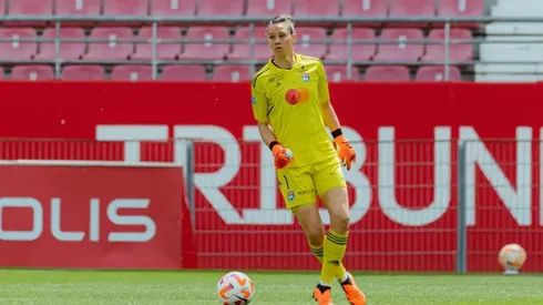 Para variar: Tiane es candidata a mejor arquera de la liga de Francia