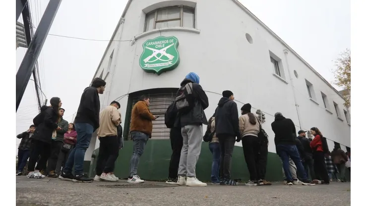 ¿Debo ir a una comisaría para excusarme de no votar?