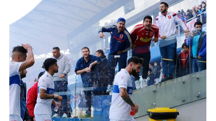 Con solo hinchas de la U se suspendió el clásico el pasado domingo.