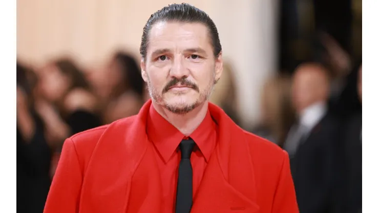Pedro Pascal se luce en la Met Gala