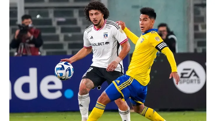 Boca Juniors se lleva un triunfo de Santiago frente a Colo Colo en Copa Libertadores.