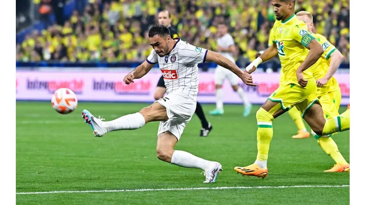 Gabriel Suazo pasa un excelente momento en Francia.