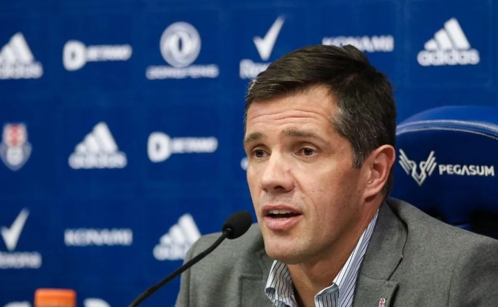 Clark enfrenta un complejo momento al mando de la U