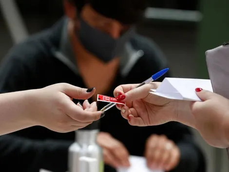 ¿Cómo votan las personas con cambio de sexo registral o nombre?