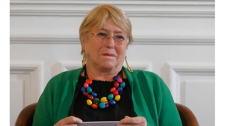¿A quién apoya Michelle Bachelet?