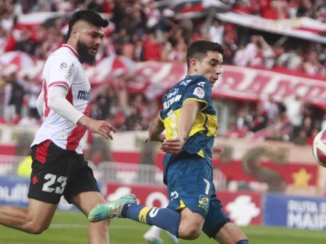 Everton vence de visita y complica a Curicó en la tabla