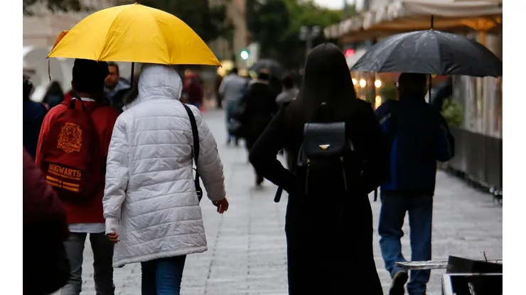 Lluvia en Santiago