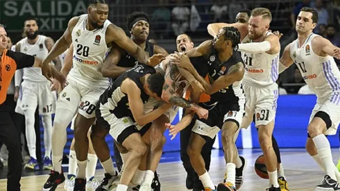 El inicio de la pelea entre jugadores del Real Madrid y el Partizan