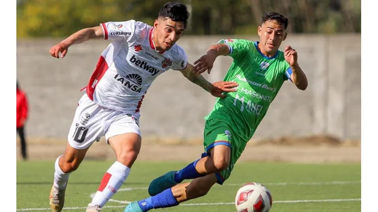 Municipal Cabrero avanzó a cuartos de Copa Chile tras la descalificación de Ñublense.