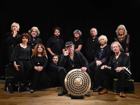 ¿Cuáles son los horarios de apertura de puertas para Magma en Santiago?