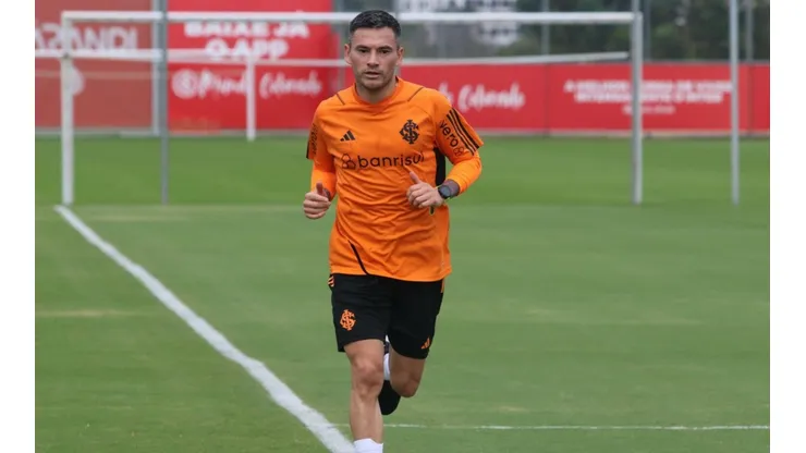 Charles Aránguiz cuenta los días para volver a jugar