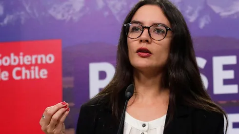 Gobierno anuncia ley corta de isapres