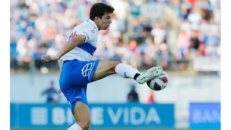 Tapia vuelve a ser titular en la delantera de la UC