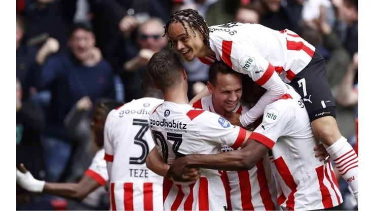 El PSV logró trepar al segundo lugar en la tabla de posiciones