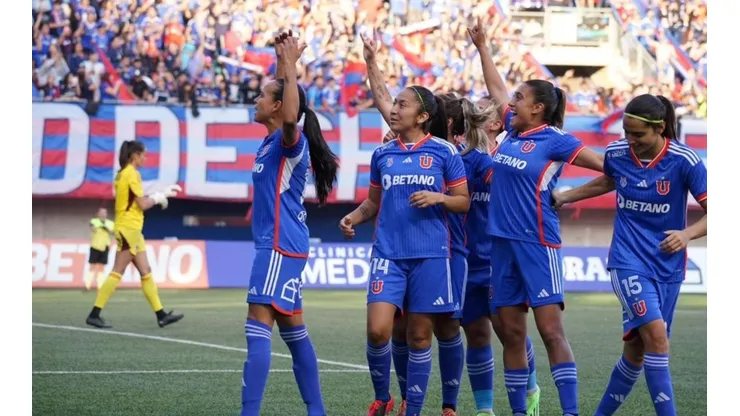 La U festejó ante Colo Colo en La Florida