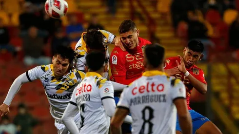 Leandro Garate abrió la cuenta para los hispanos en el Santa Laura.