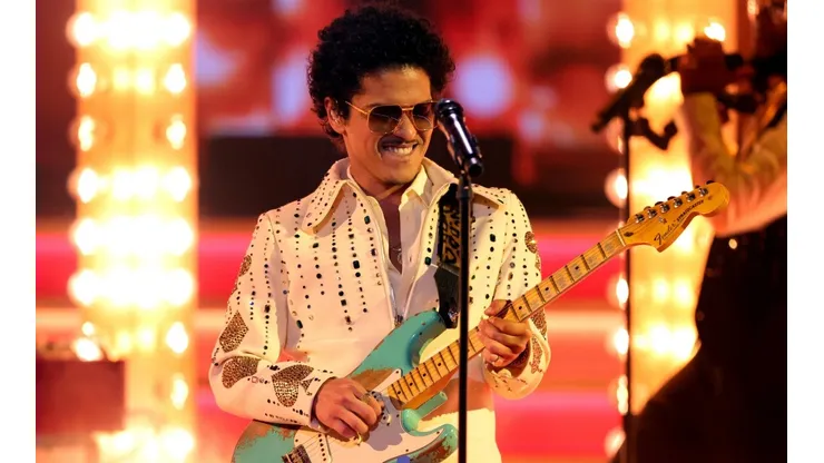 Bruno Mars.