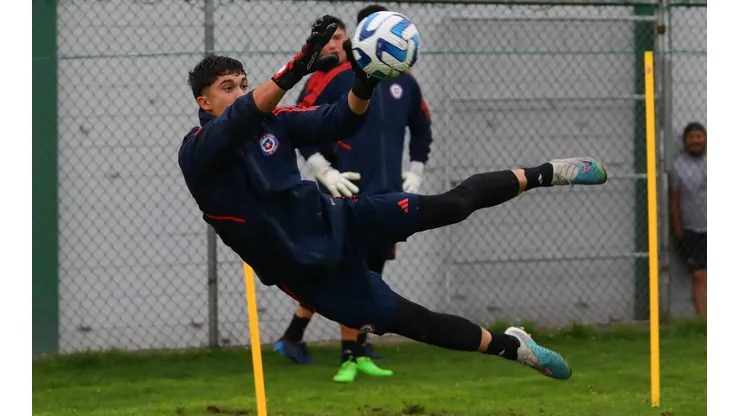 Francisco Valdés espera lograr el milagro con la selección chilena