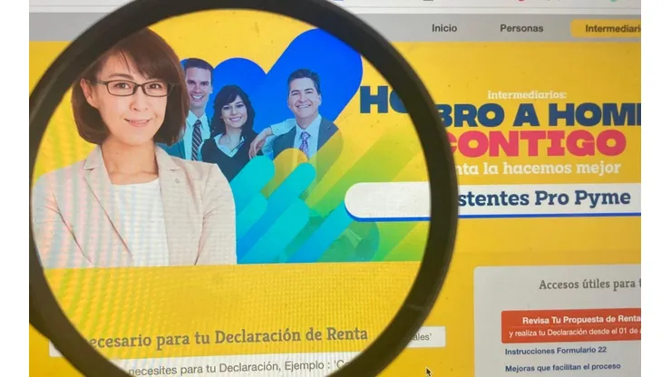 ¿Dónde puedo revisar si tengo devolución de impuestos?