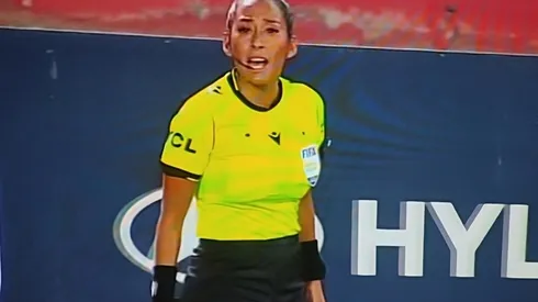 ¿Qué te pasa? La furia de Cindy Nahuelcoy en pleno partido de Curicó vs. Unión Española.