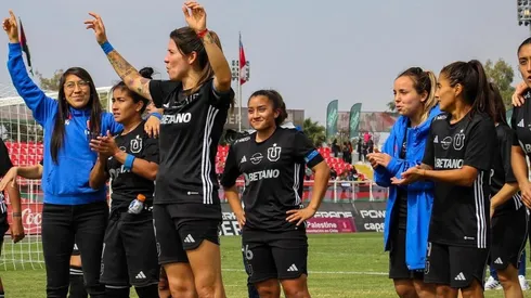 El azul festejo de Grettel Suazo por su debut en el primer equipo de la U