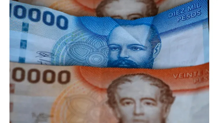 ¿Cuándo pagan los bonos y beneficios de abril?
