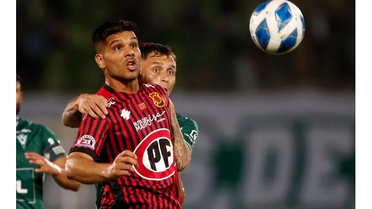 Lionel Altamirano le dio la victoria a Rangers de Talca ante Santiago Wanderers, su ex club.