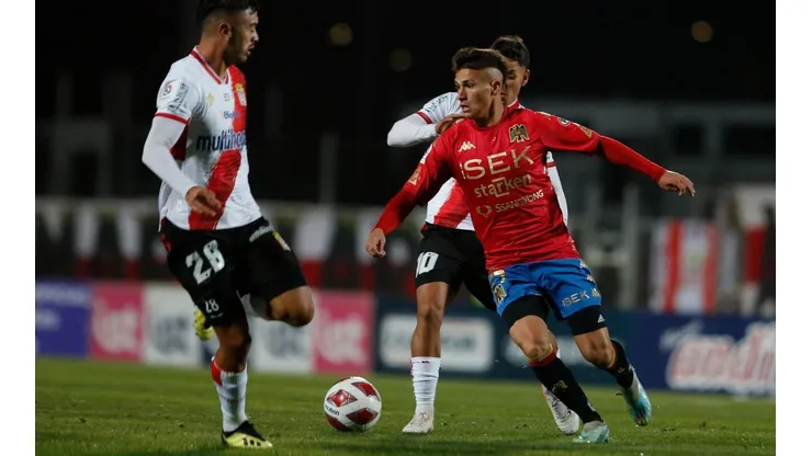 Unión Española venció 1-0 a Curicó y ganó tres puntos de oro.