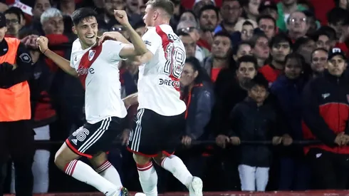 Pablo Solari celebra su gol frente Newell's