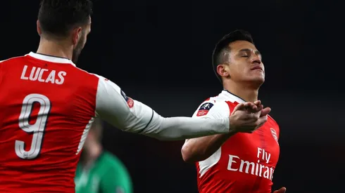Lucas Pérez y Alexis Sánchez en Arsenal