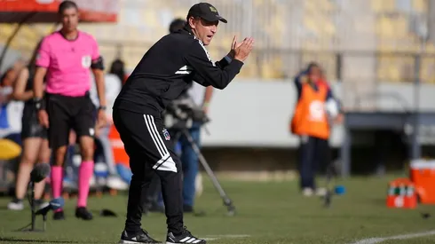 Mena suma tres triunfos con Colo Colo en el inicio de este campeonato