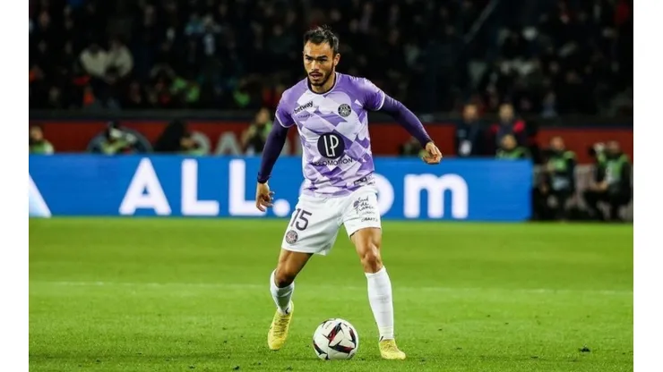 El entrenador del Toulouse respalda a Gabriel Suazo