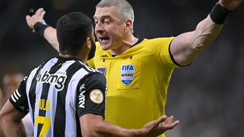 Anderson Daronco llega al Monumental para el duelo de Colo Colo