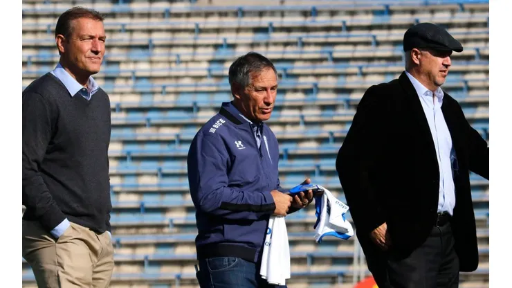 Tagle y Buljubasich en la presentación de Holan