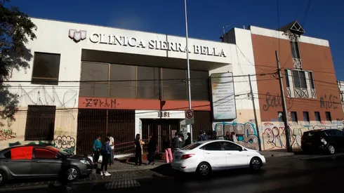 ¿Por qué Contraloría objetó la compra de la exclínica Sierra Bella en Santiago?