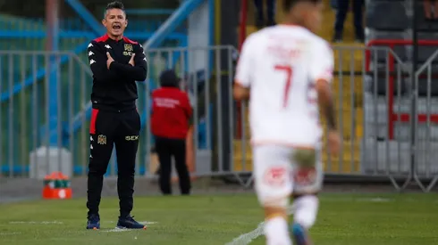 Canales, que dirigió el fútbol formativo en Unión, habló de los juveniles chilenos