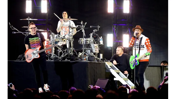 ¿A qué hora se presenta Blink-182 en Coachella el viernes?
