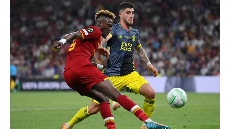 Feyenoord y Roma reeditan la final de la UEFA Conference League pasada.